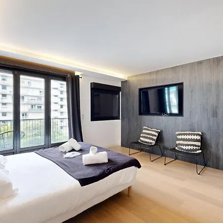 Bluestay 55 - A Apartment *